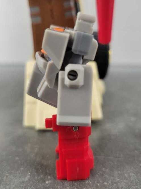 Stylor With Chromedome Cupola Headmaster - Hasbro (Masterpiece 1987) action figure collectible - Main Image 2