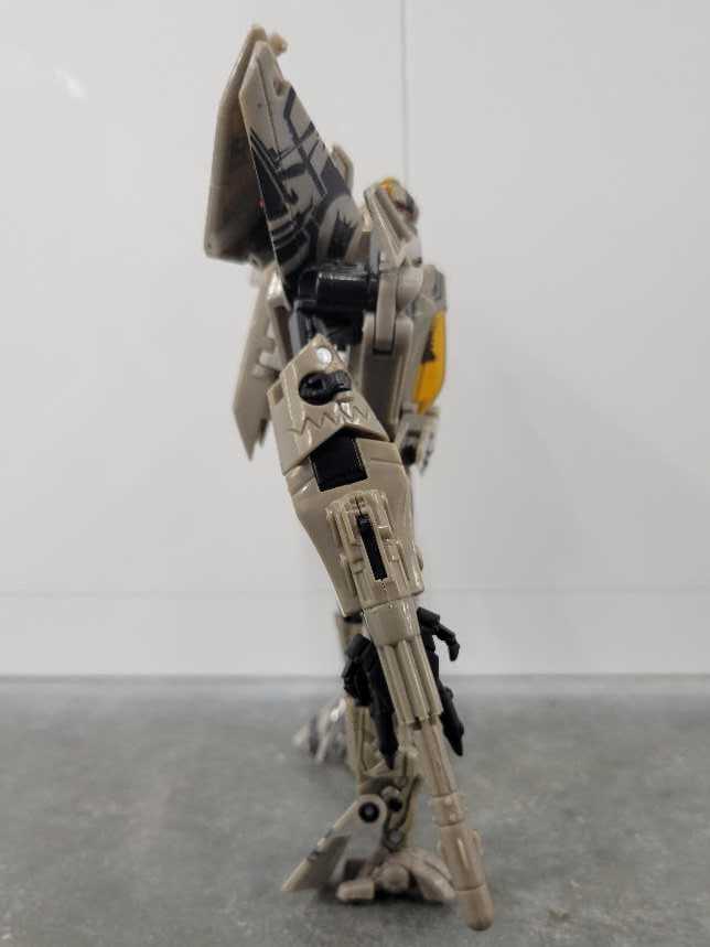Starscream Robot Mode - Hasbro (Revenge Of The Fallen) action figure collectible - Main Image 3