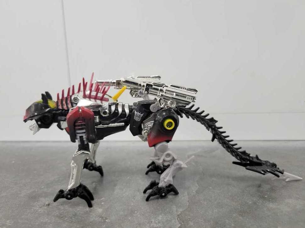 Ravage Recon Beast Mode - Hasbro (Revenge Of The Fallen) action figure collectible - Main Image 2