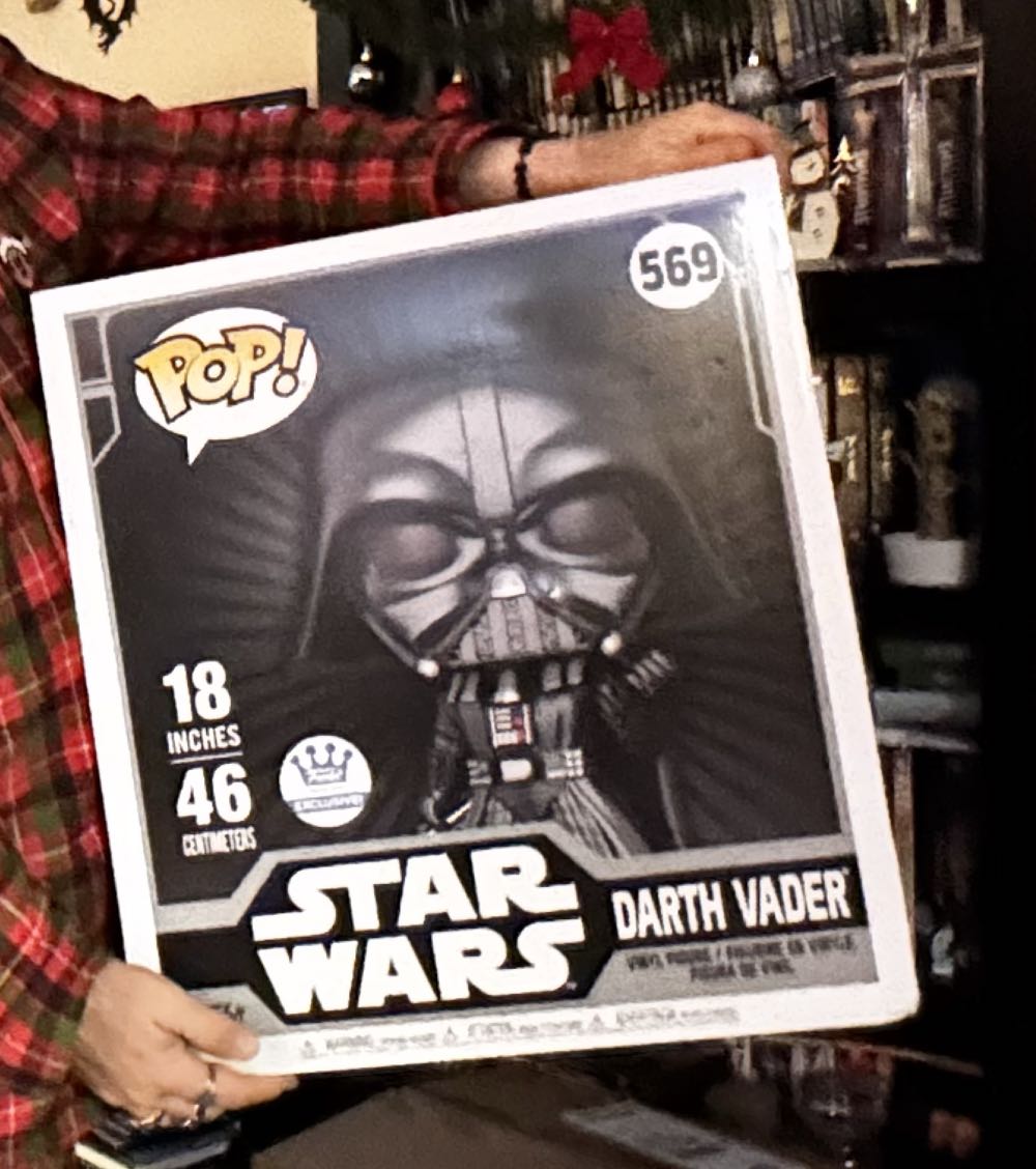 Darth Vader #569 - Funko (Star Wars) action figure collectible [Barcode 889698669047] - Main Image 3