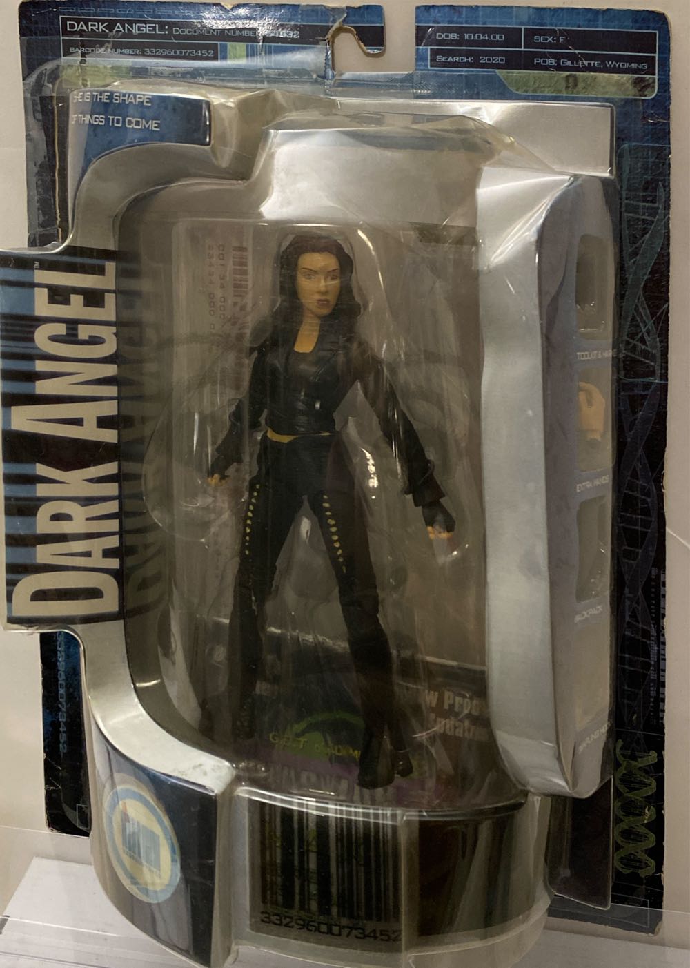 Dark Angel - Max - Art Asylum action figure collectible [Barcode 687203860022] - Main Image 3
