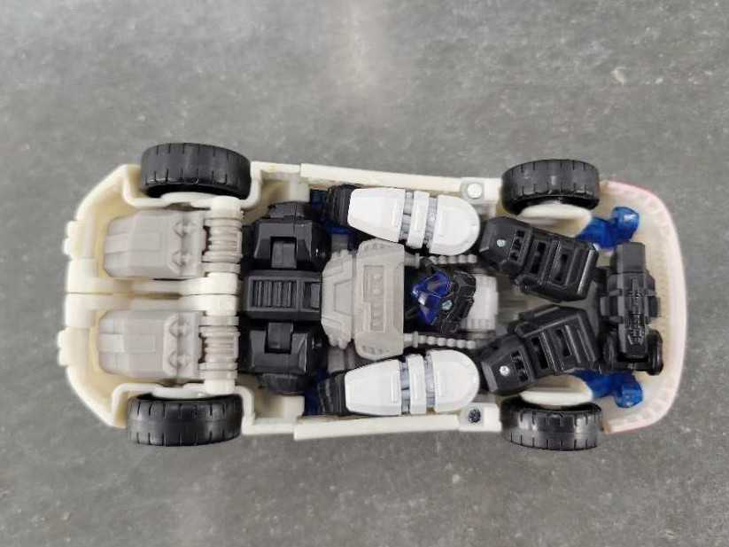 Jazz Special Ops Vehicle Mode  - Hasbro (Reveal The Shield) action figure collectible - Main Image 4