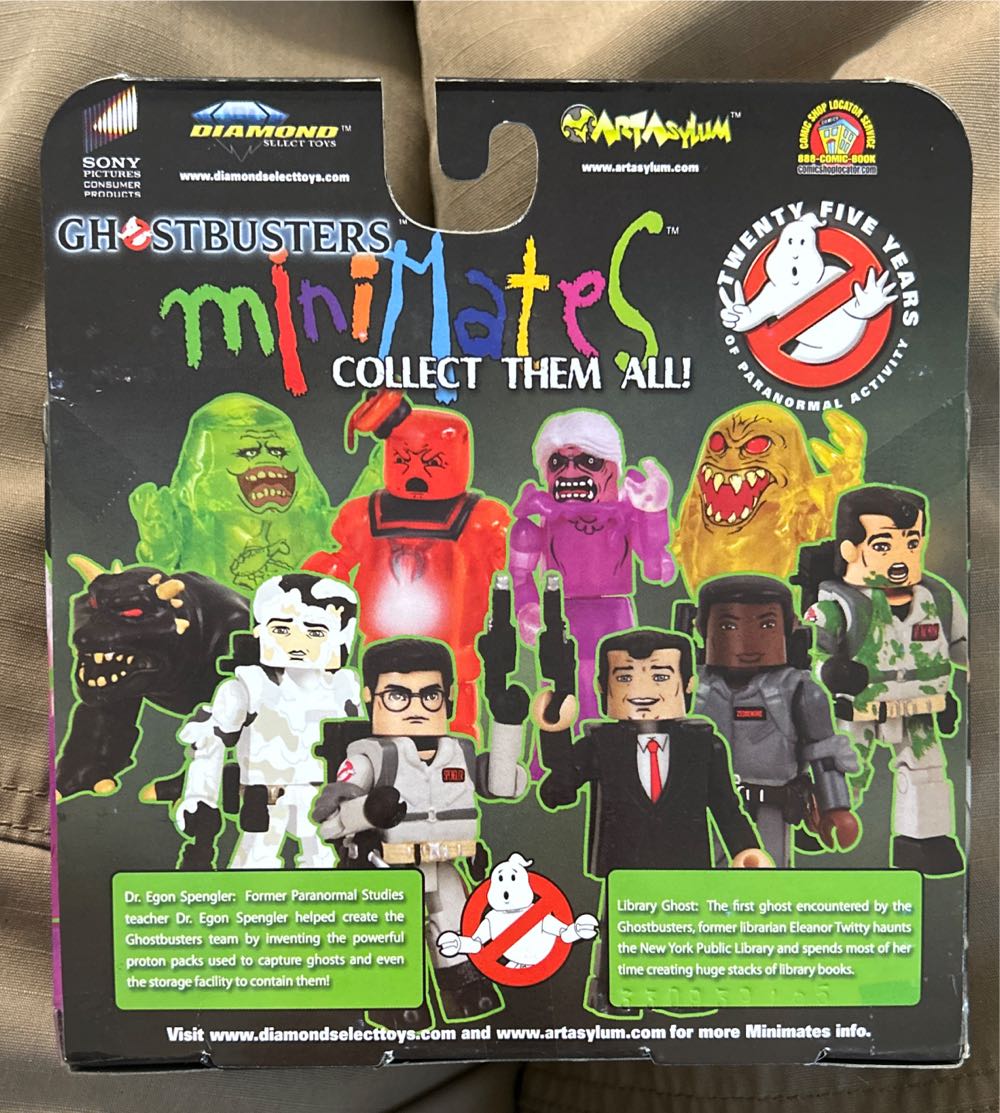 Ghostbusters - Art Asylum / Diamond Select action figure collectible [Barcode 699788727386] - Main Image 2