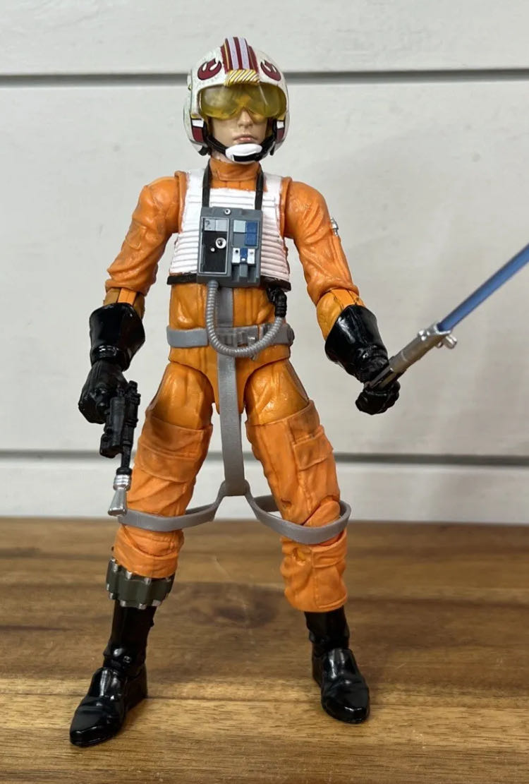 Luke Skywalker (X-Wing Pilot) TBS Archive - Hasbro (Star Wars Episode IV: A New Hope) action figure collectible - Main Image 3