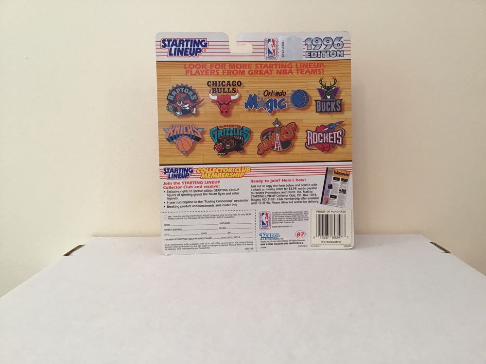 Damon Stoudamire - Kenner action figure collectible - Main Image 2