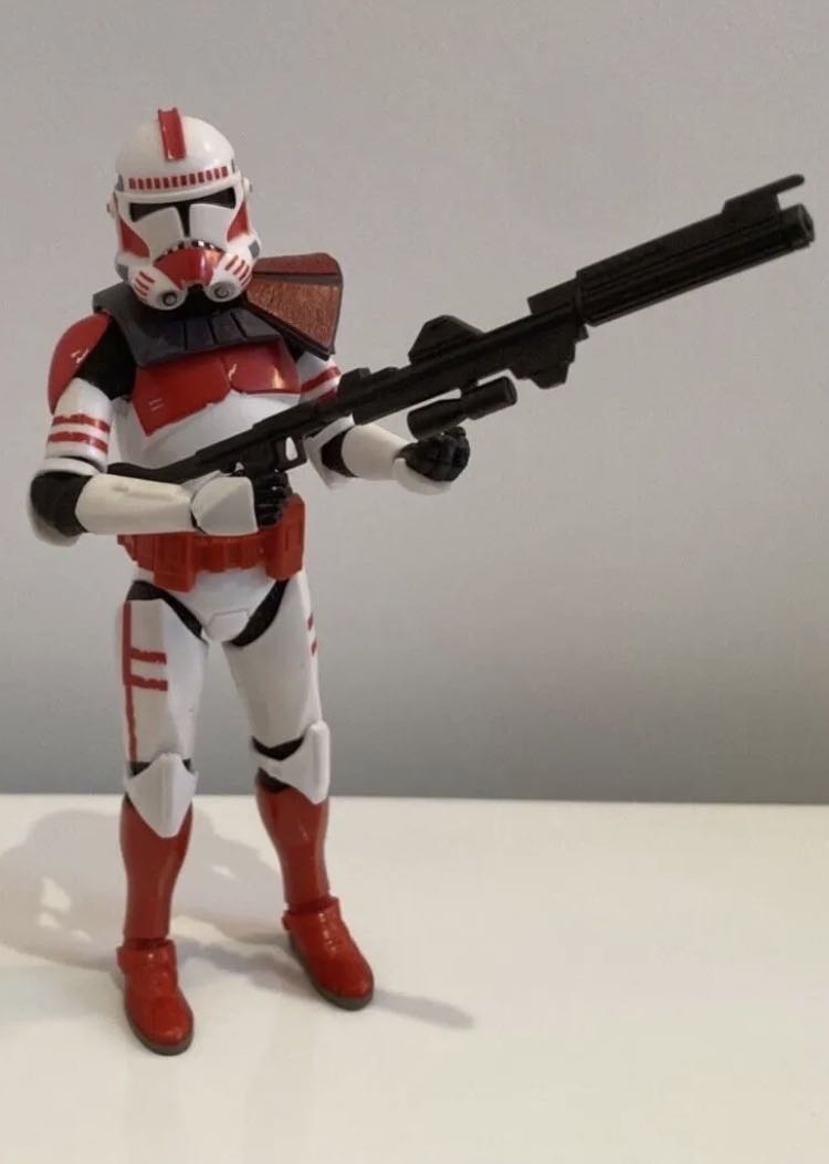 Imperial Clone Shock Trooper TBS [P4] TBB07 - Hasbro (Star Wars: The Bad Batch) action figure collectible - Main Image 4