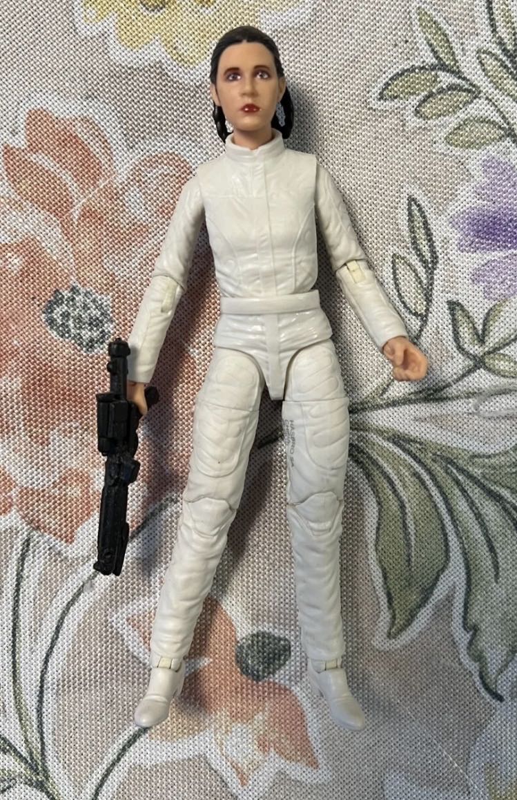 Princess Leia Organa (Bespin Escape) TBS [P3] (Target Exclusive) - Hasbro (Star Wars Episode V: The Empire Strikes Back) action figure collectible - Main Image 3