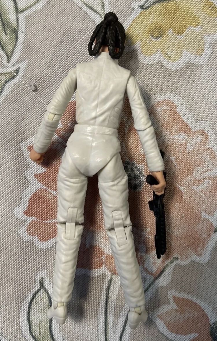 Princess Leia Organa (Bespin Escape) TBS [P3] (Target Exclusive) - Hasbro (Star Wars Episode V: The Empire Strikes Back) action figure collectible - Main Image 4