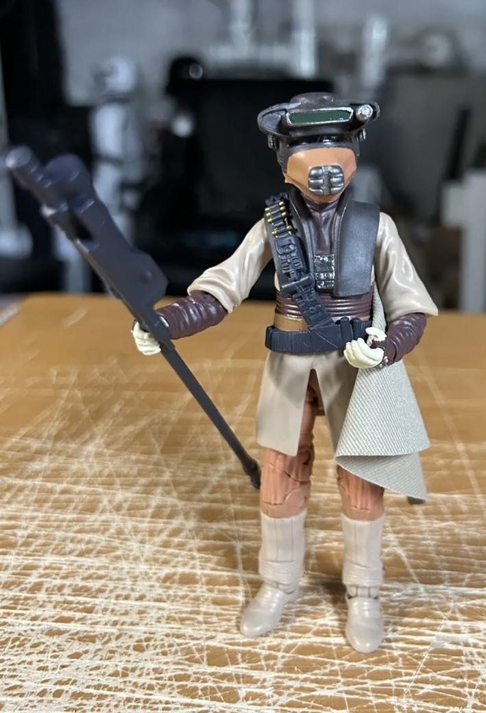 Leia Organa, Princess (Boushh) - Hasbro (Return Of The Jedi) action figure collectible - Main Image 4