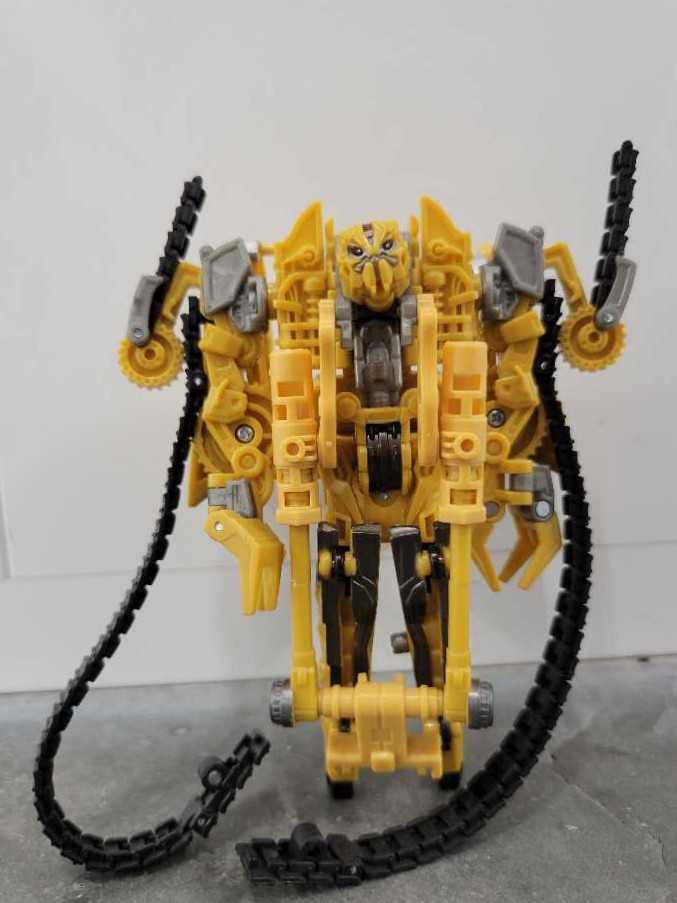 Rampage 1st Robot Mode  - Hasbro (Revenge Of The Fallen) action figure collectible - Main Image 2