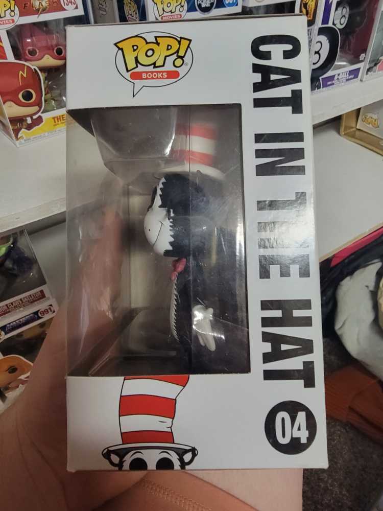 Cat In The Hat  action figure collectible [Barcode 889698124492] - Main Image 3
