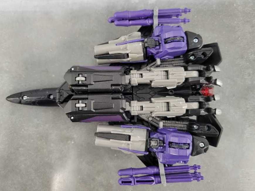 Skywarp 3rd Jet Mode Wal-Mart Walmart  - Hasbro (Revenge Of The Fallen) action figure collectible - Main Image 4