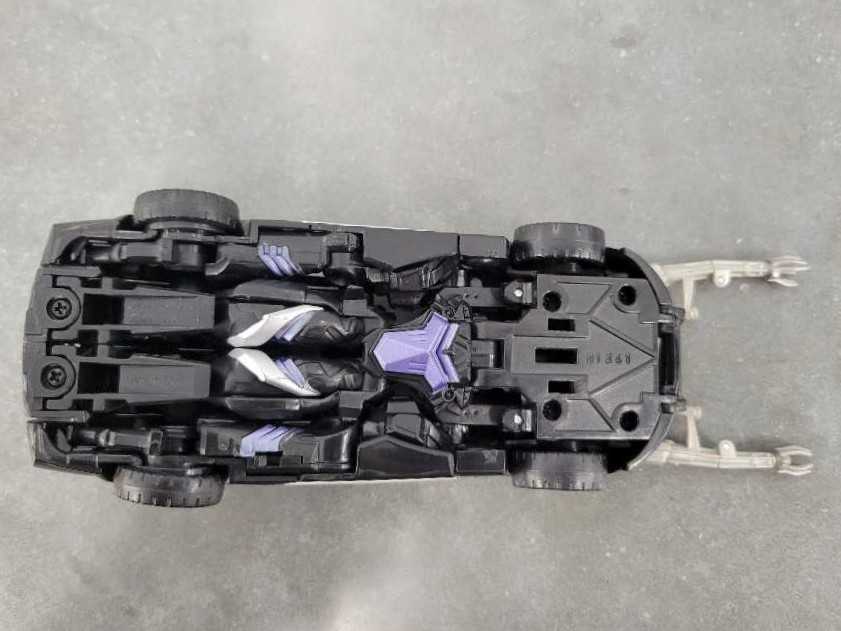 Barricade Interrogator - Hasbro (Revenge Of The Fallen) action figure collectible - Main Image 4