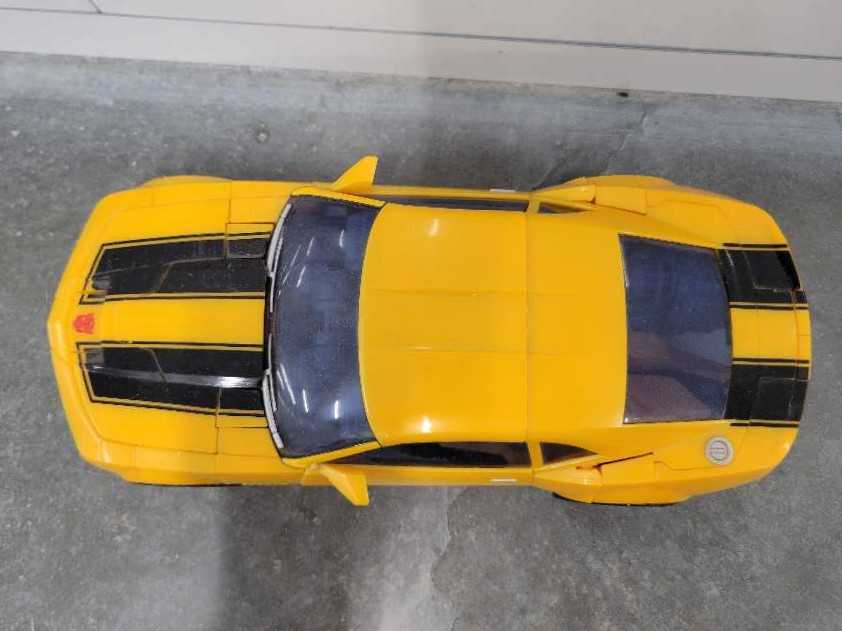 Bumblebee Battle Ops Vehicle Mode - Hasbro (Hunt For The Decepticons) action figure collectible - Main Image 2