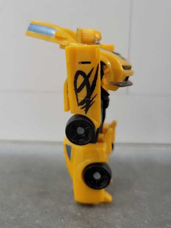 Bumblebee Recon - Hasbro (Revenge Of The Fallen) action figure collectible - Main Image 2