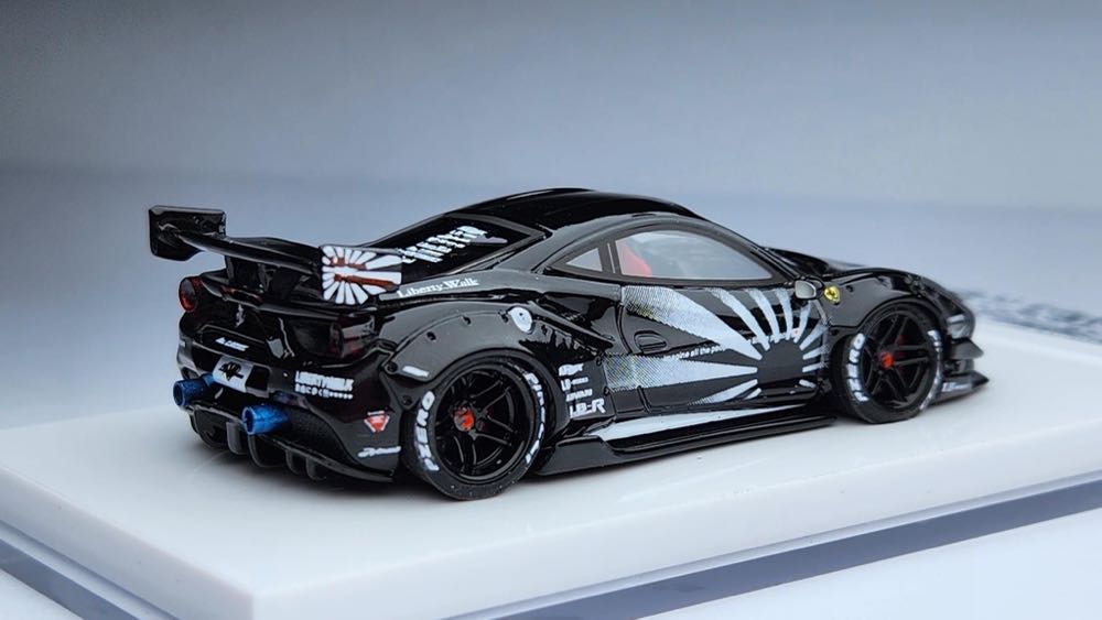 Ferrari 488 GTB Gloss Black Zero Fighter LB Performance - Veloce (Zero Fighter) action figure collectible [Barcode 4891295386513] - Main Image 2