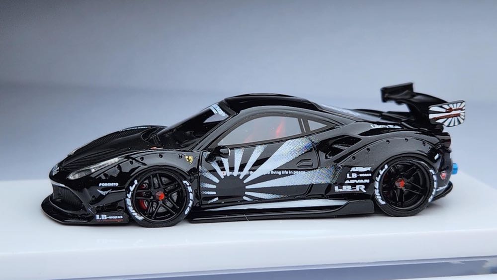 Ferrari 488 GTB Gloss Black Zero Fighter LB Performance - Veloce (Zero Fighter) action figure collectible [Barcode 4891295386513] - Main Image 3