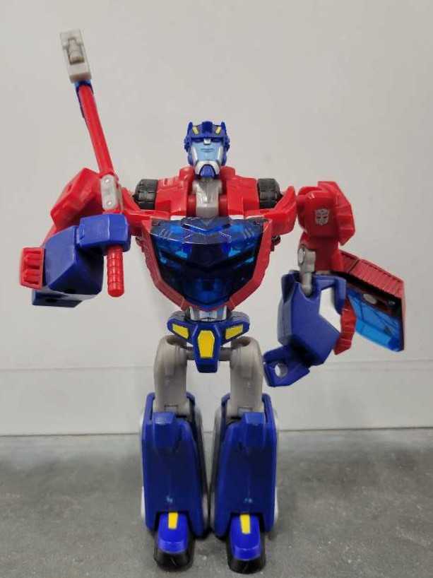 Optimus Prime Cybertron  - Hasbro (Animated) action figure collectible - Main Image 2