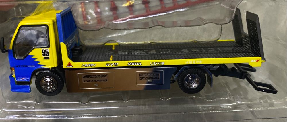 Isuzu Semi Wide Wing Truck - Peako (Spoon) action figure collectible [Barcode 4897048624284] - Main Image 3