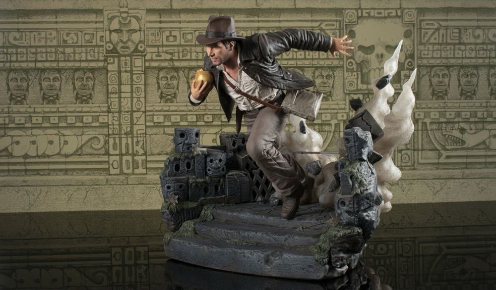 Temple Escape PVC Diorama - Diamond Select Toys (Indiana Jones) action figure collectible [Barcode 699788846322] - Main Image 4