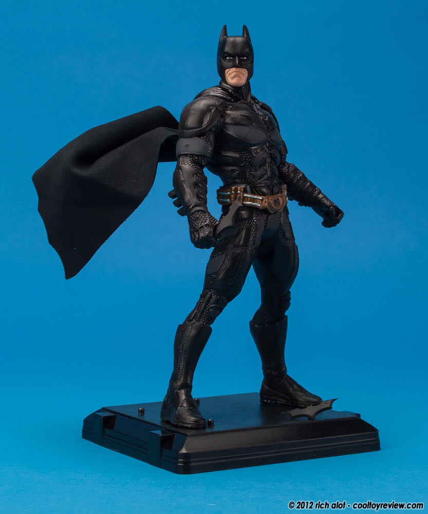 Uno Batman The Dark Knight Rises Authentic Batman Figure - Mattel DC (DC Comics) action figure collectible [Barcode 746775147594] - Main Image 4