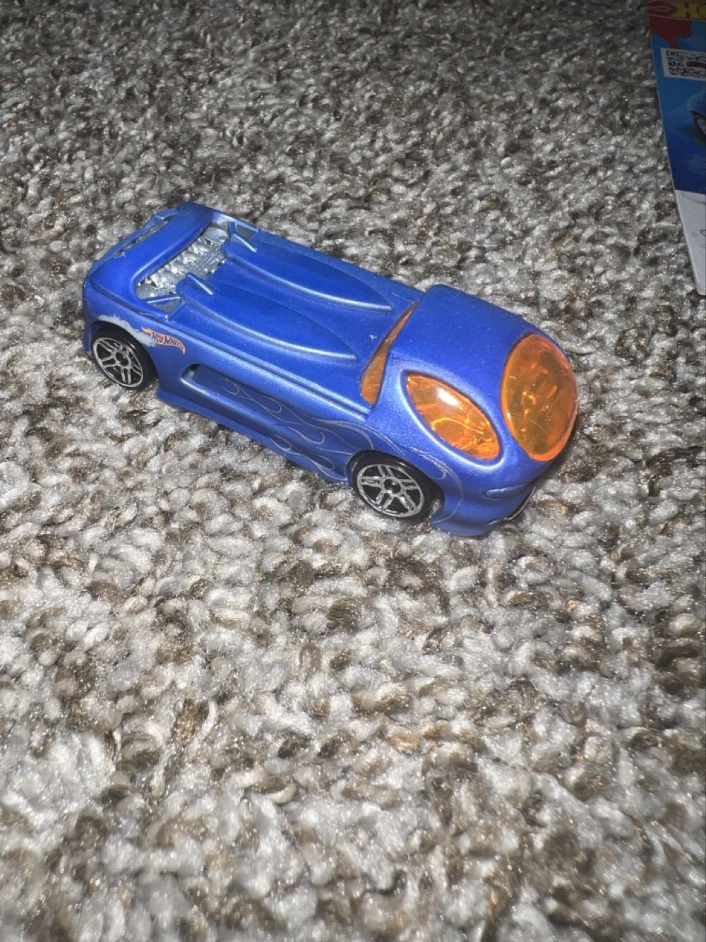 Deora II - Hotwheels (Hotwheels Color Shifters) action figure collectible - Main Image 3