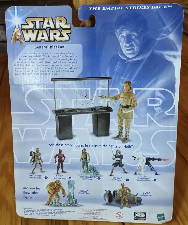 General Rieekan With Hoth Tactical Screen (Hoth Evacuation) Saga [P3] - Hasbro (Star Wars Episode V: The Empire Strikes Back) action figure collectible - Main Image 2
