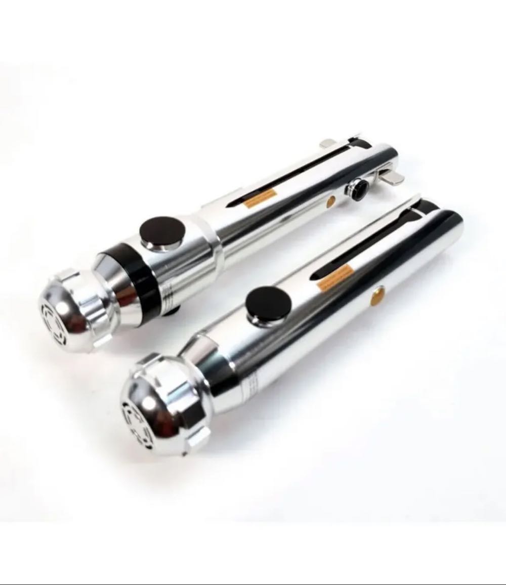 Ashoka Lightsaber  action figure collectible - Main Image 2