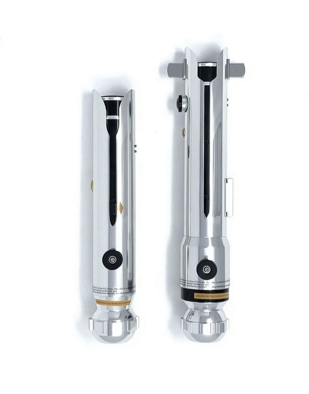 Ashoka Lightsaber  action figure collectible - Main Image 3