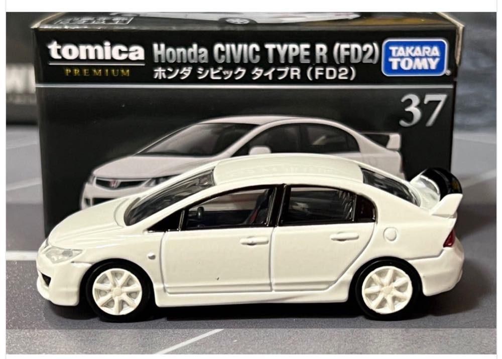 Honda Civic FD2 Type R - Tomica Premium action figure collectible [Barcode 4904810297772] - Main Image 4