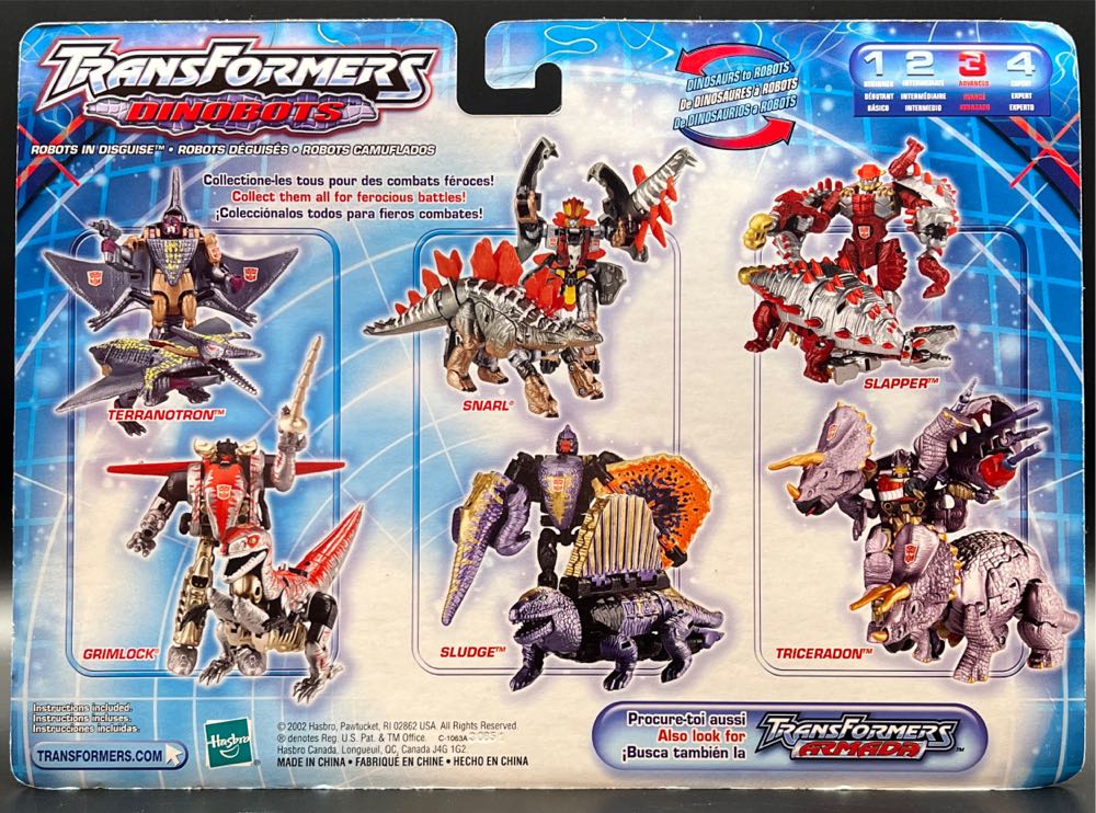 Triceradon & Slapper - Hasbro (Transformers Dinobots : Robots In Disguise) action figure collectible [Barcode 076930265703] - Main Image 2