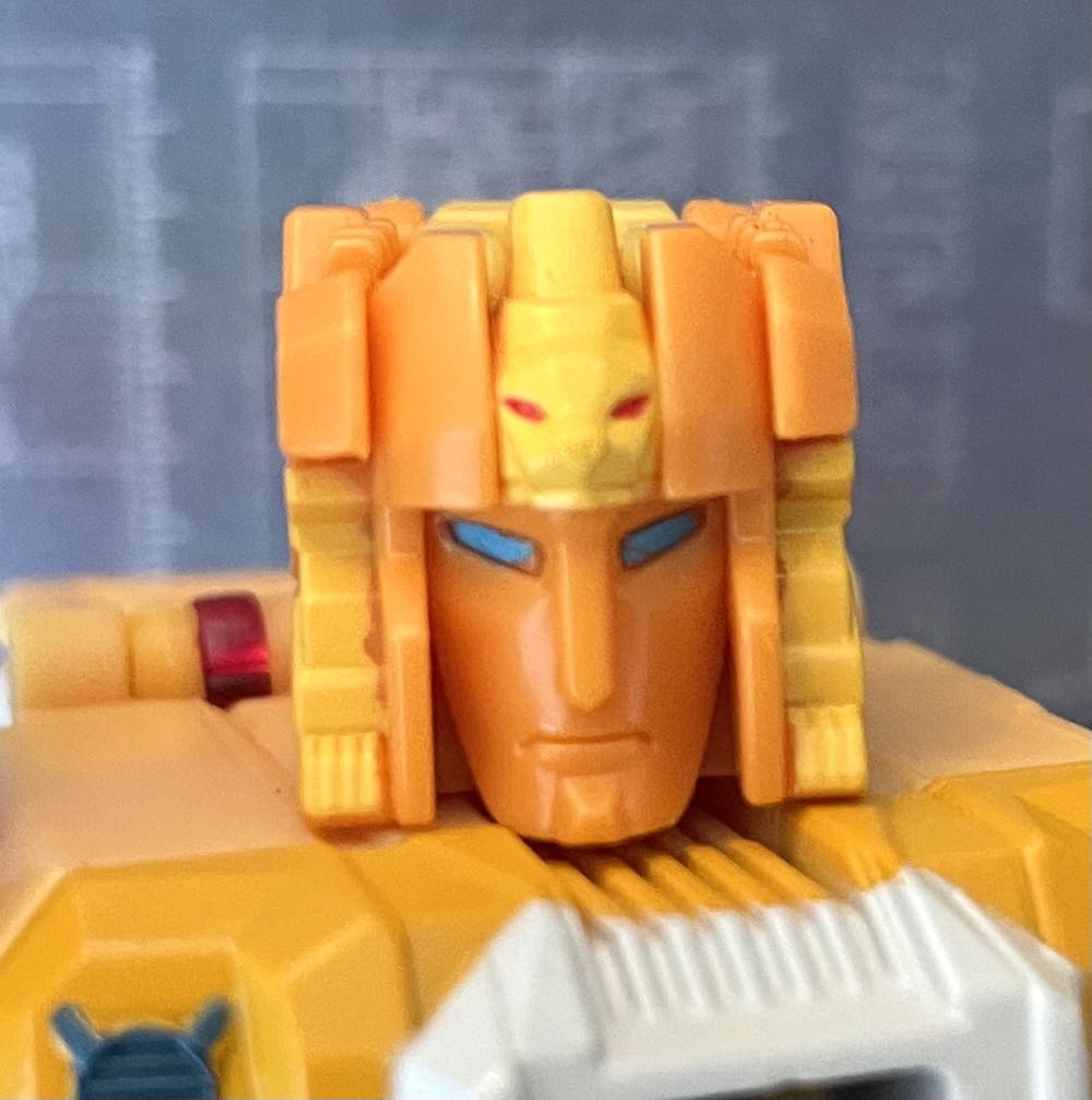Transformers Titans Return Titan Master Sawback Hasbro Generations Lione - Hasbro (Transformers Titans Return) action figure collectible [Barcode 5010993335084] - Main Image 2