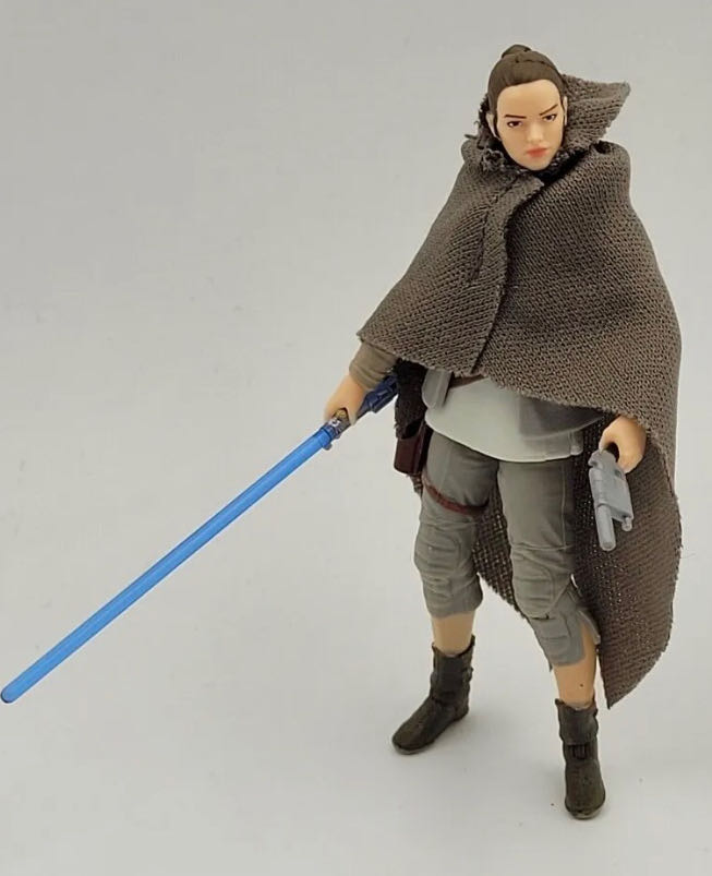 Rey (Island Journey) VC122 (Walmart Exclusive) - Hasbro (Star Wars Episode VIII: The Last Jedi) action figure collectible - Main Image 3