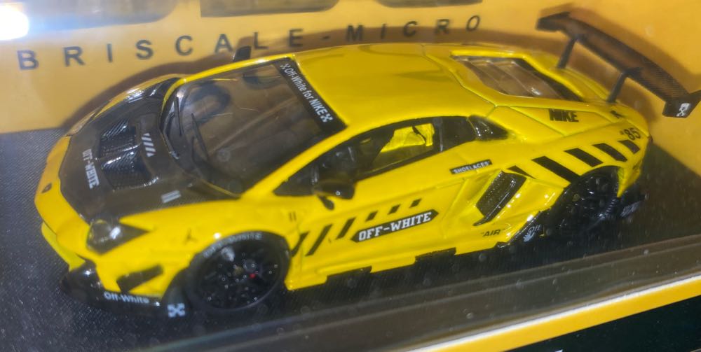 1. Lamborghini Aventador LP700-4 2.0 Sold - LBWK (LV) action figure collectible - Main Image 2