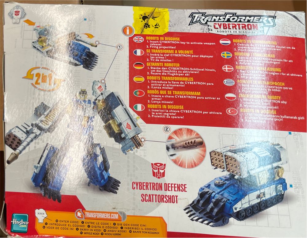 Transformer Cybertron Scattershot  action figure collectible [Barcode 5010994079291] - Main Image 2