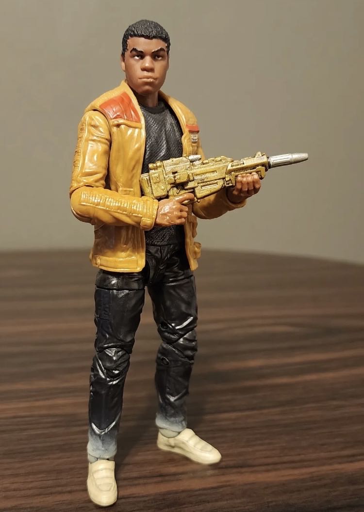 Finn (Jakku) TBS [P3] #01 - Hasbro (Star Wars Episode VII: The Force Awakens) action figure collectible - Main Image 4