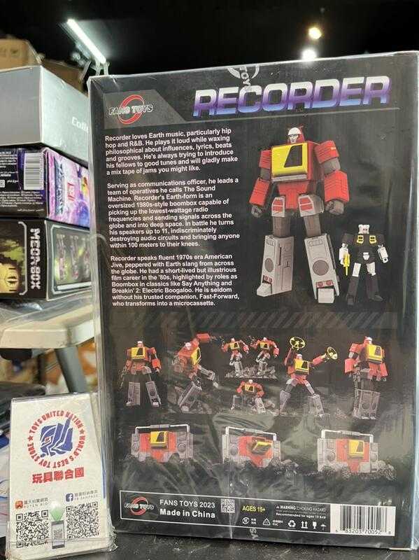 Recorder & Fast Forward (Blaster & Rewind) FT-55  - Fans Toys action figure collectible [Barcode 683203700528] - Main Image 2