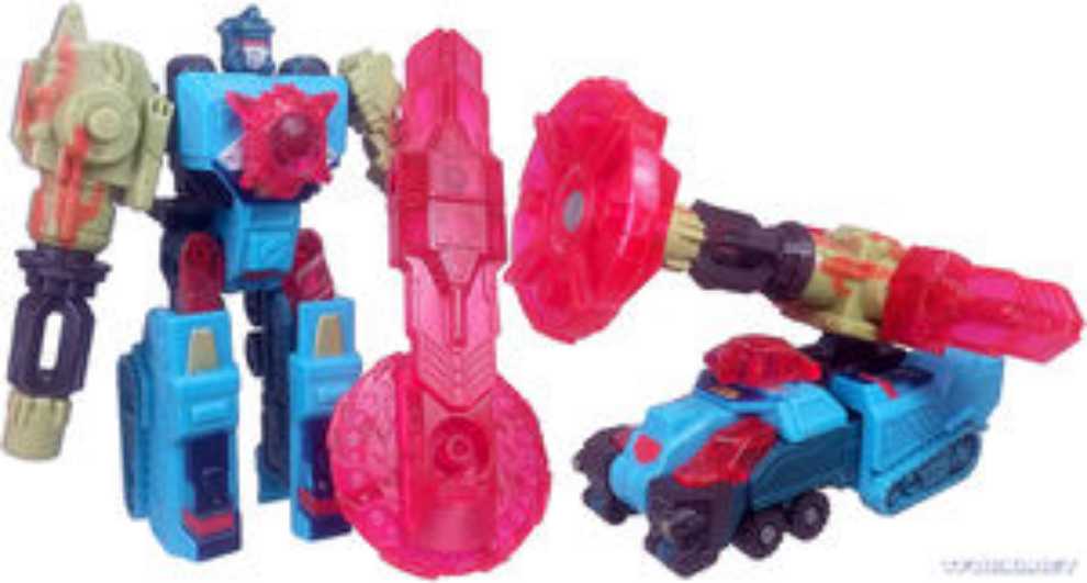 Signal Flare Energon  action figure collectible [Barcode 076930802274] - Main Image 2