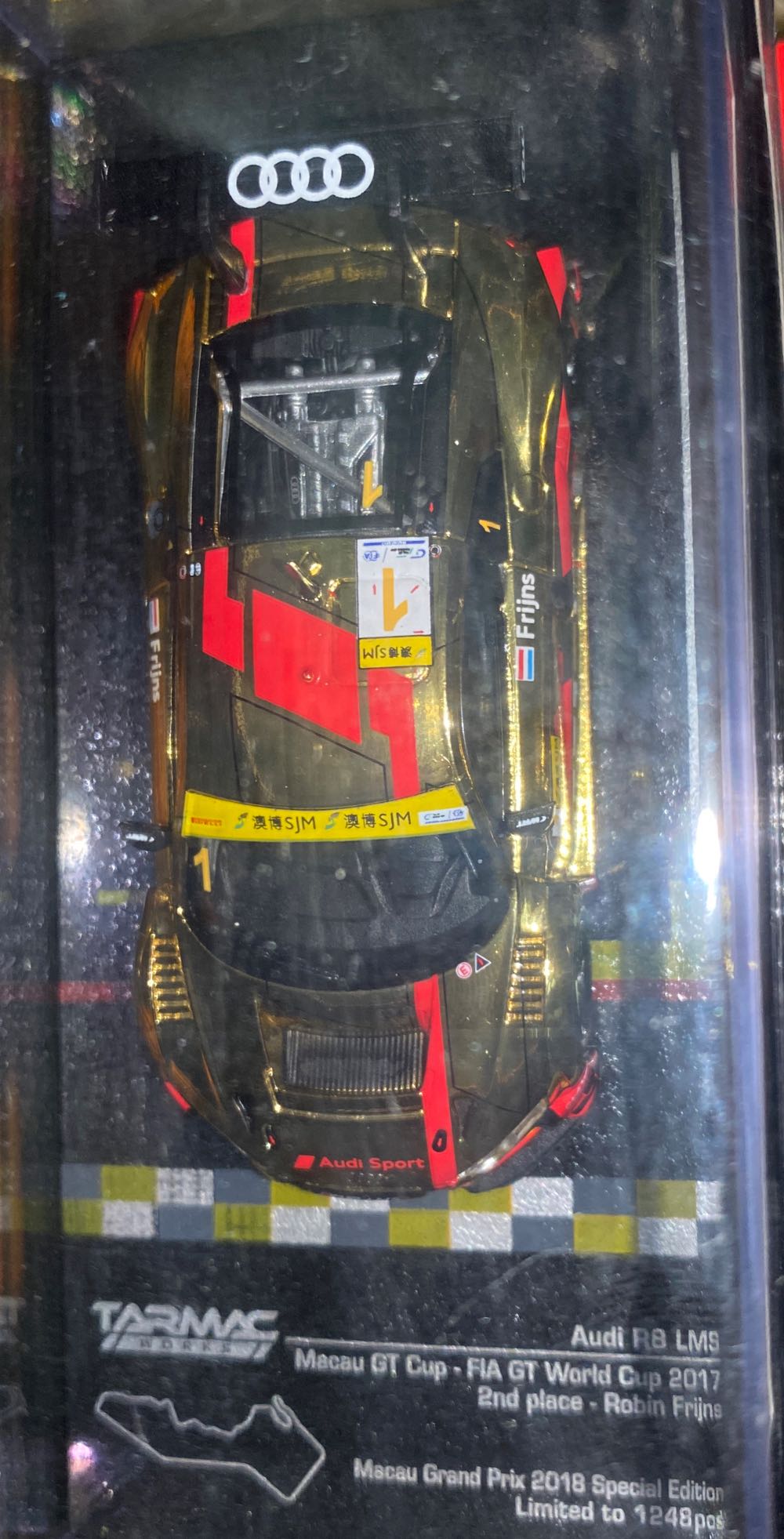 Audi R8 LMS - Tarmac (Macau GT Cup) action figure collectible [Barcode 9580015709590] - Main Image 3