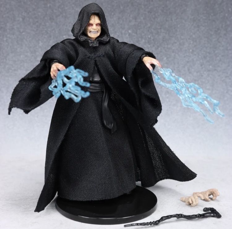 Emperor Palpatine VC200 - Hasbro (Star Wars Episode VI: Return of the Jedi) action figure collectible - Main Image 4