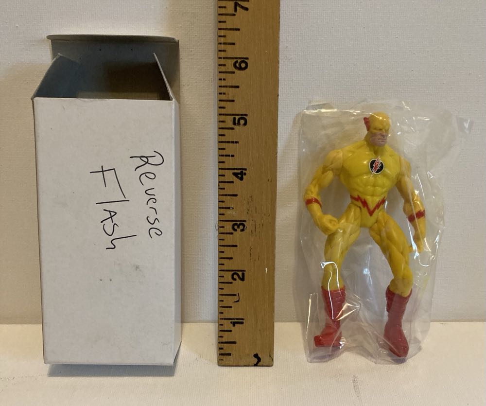 ToyFare Reverse Flash  action figure collectible - Main Image 3