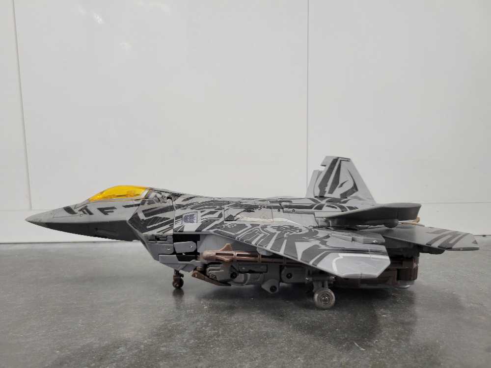 1:18 (Alien) - Ripley (Spacesuit)