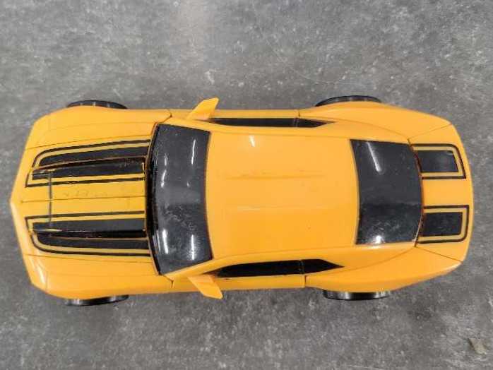 Bumblebee Steath Force - Hasbro (Stealth Force) action figure collectible - Main Image 2