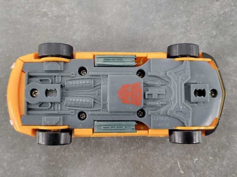 Bumblebee Steath Force - Hasbro (Stealth Force) action figure collectible - Main Image 4