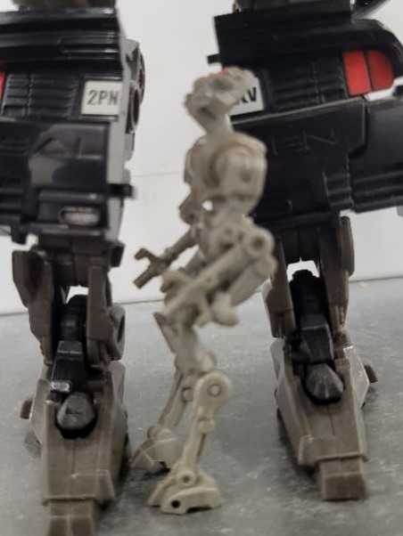 Frenzy With Barricade Robot Mode  - Hasbro (Human Alliance) action figure collectible - Main Image 4