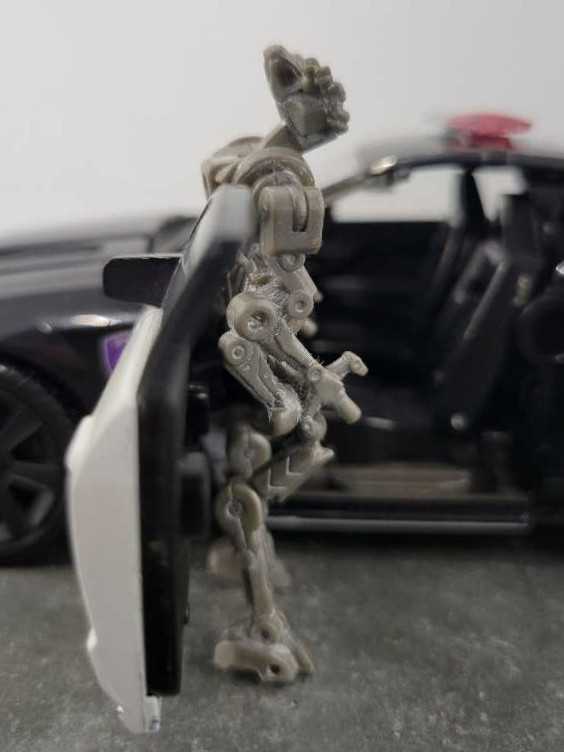 Frenzy With Barricade Vehicle Mode - Hasbro (Human Alliance) action figure collectible - Main Image 2