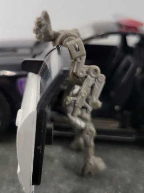 Frenzy With Barricade Vehicle Mode - Hasbro (Human Alliance) action figure collectible - Main Image 4