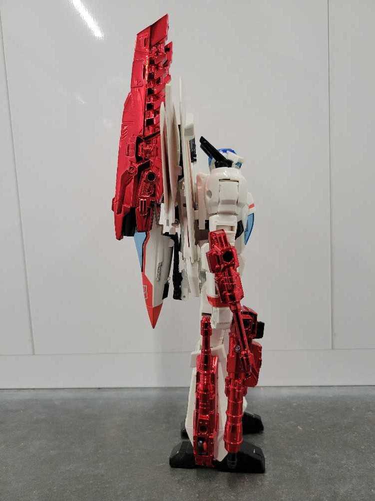 Jetfire Jet Fire - Hasbro (Generations) action figure collectible - Main Image 3