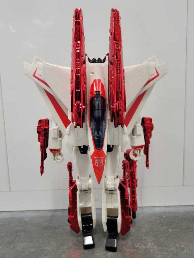 Jetfire Jet Fire - Hasbro (Generations) action figure collectible - Main Image 4