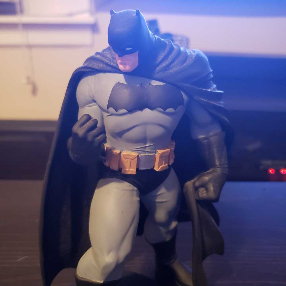 Batman DARK KNIGHT III  - Dc Designer Series action figure collectible - Main Image 2